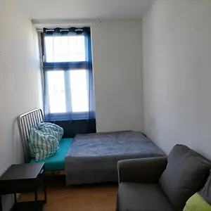 Apartment 131, Wien